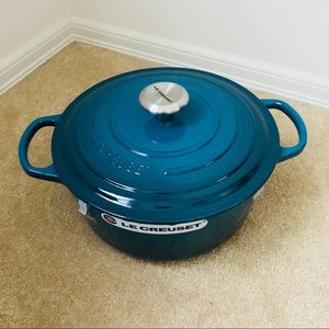 Le creuset New #26 5.5q Teal
